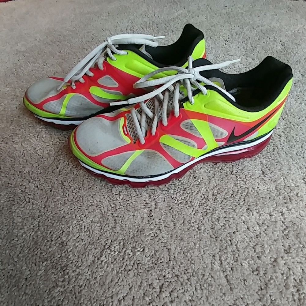 Mens - Nike Air Max 360 size 9